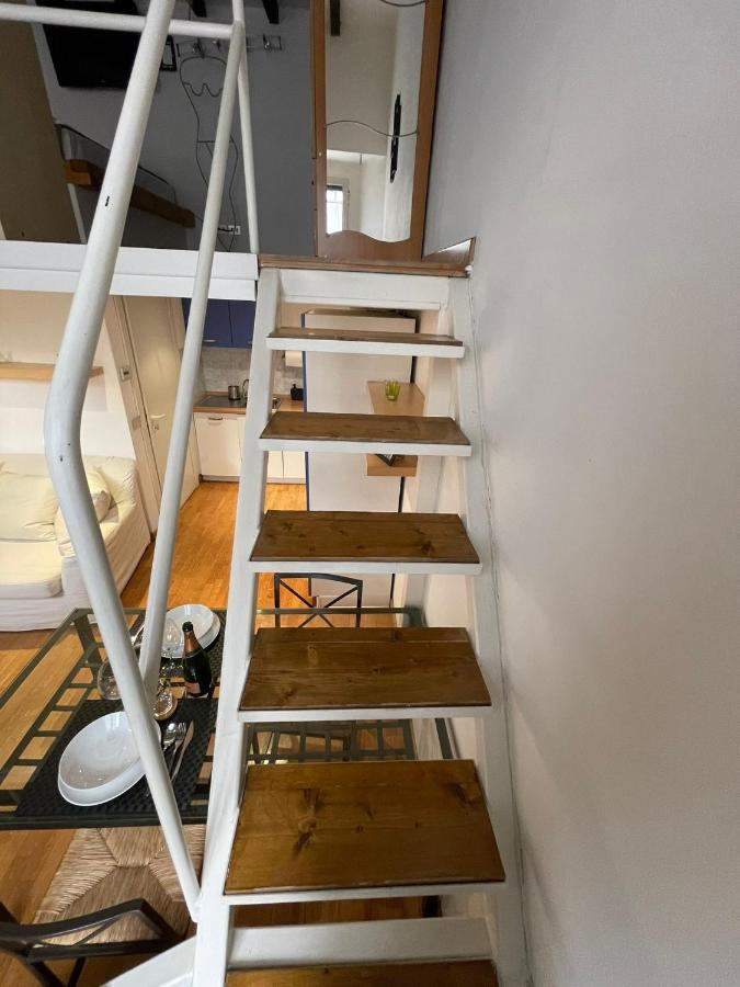 Lafilo Apartment 3 Милано Екстериор снимка